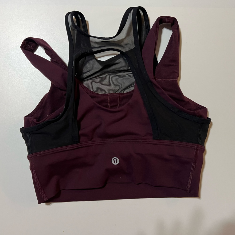 Lululemon sports bra.